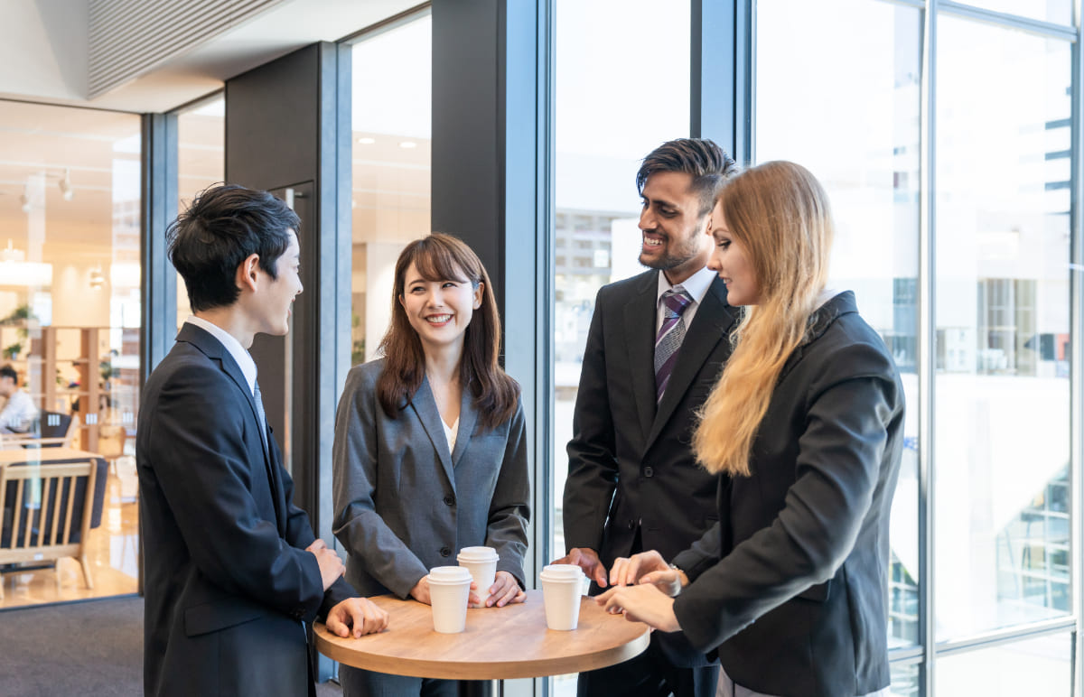 会社の人と話す